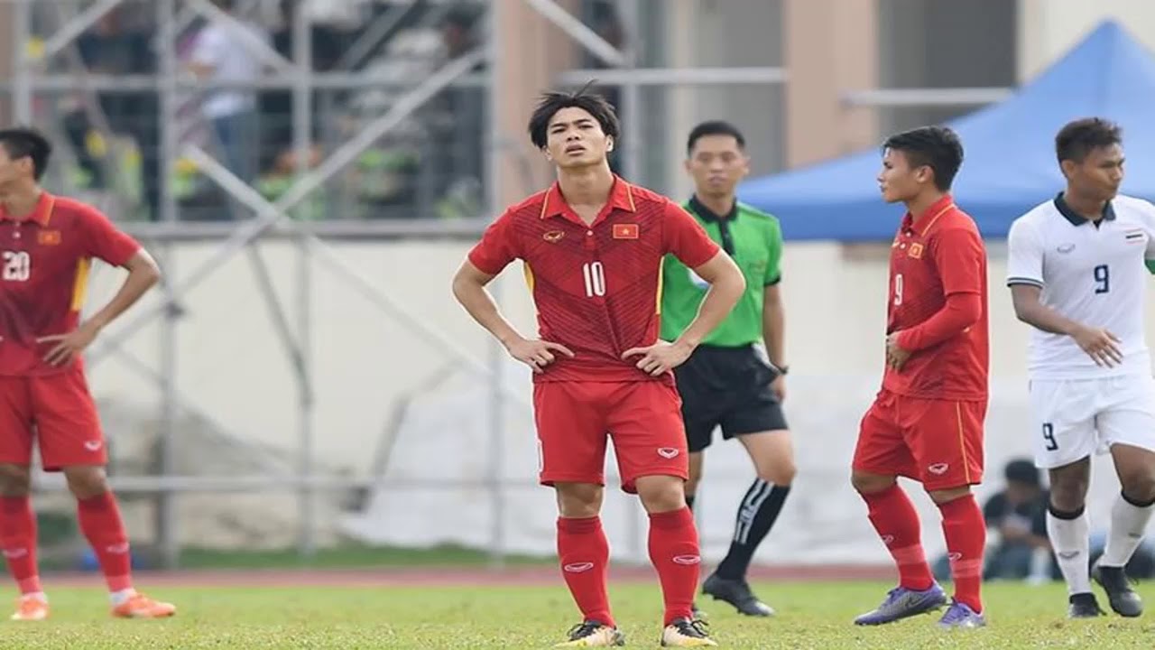Ông Park Hang Seo và cái HẠ NHỤC bóng đá Việt Nam của Kiatisak