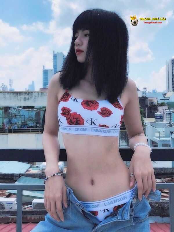 Một số hình ảnh Ciin mặc Bikini hiếm hoi