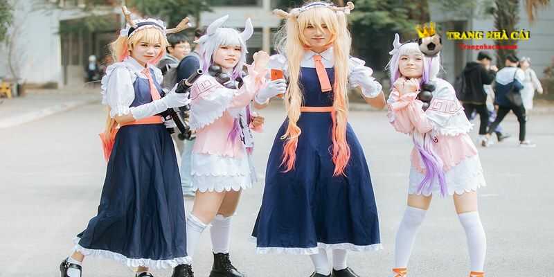 Ngày càng có nhiều gái xinh cosplay xuất hiện và nổi đình đám 