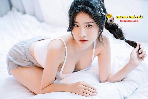 Hình hot girl kute lại quyến rũ cực gợi cảm